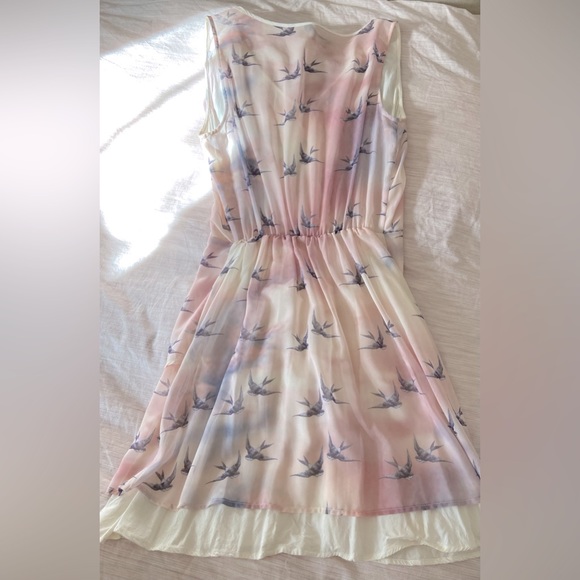 Gentle Fawn Dress - Picture 2 of 3